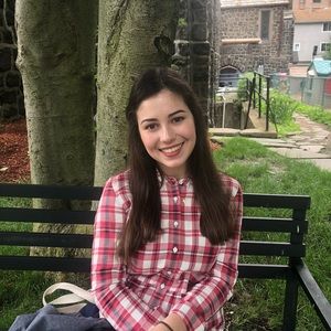 Meet your Posher, Stephanie